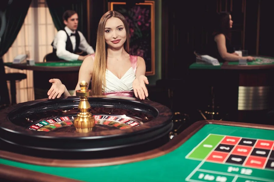 Tampilan permainan meja kasino live pada perangkat mobile